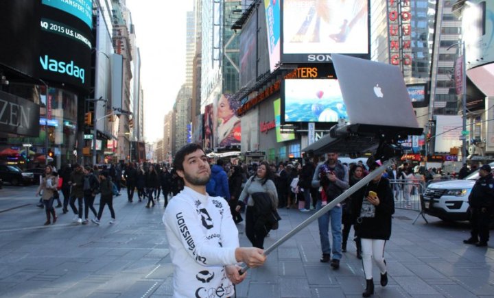 CcJ__9MWEAEuUKO.jpg-large